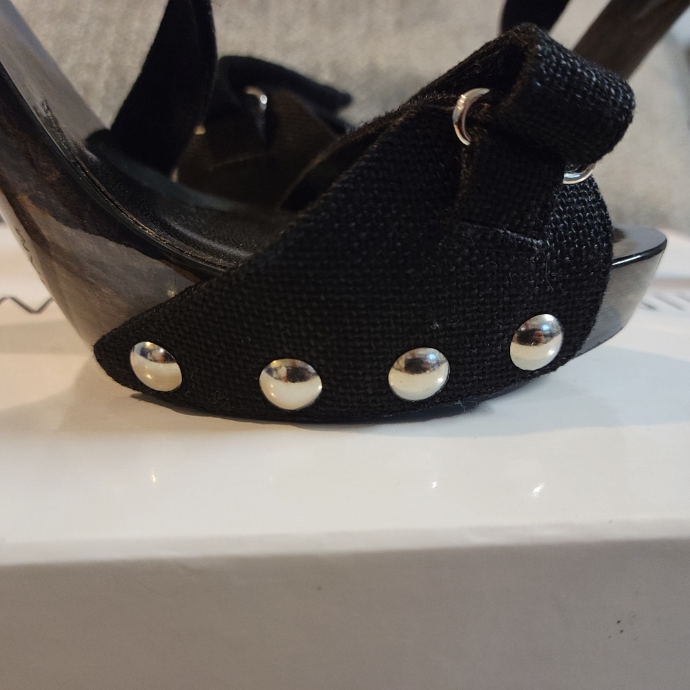 Black Manolos - image 4